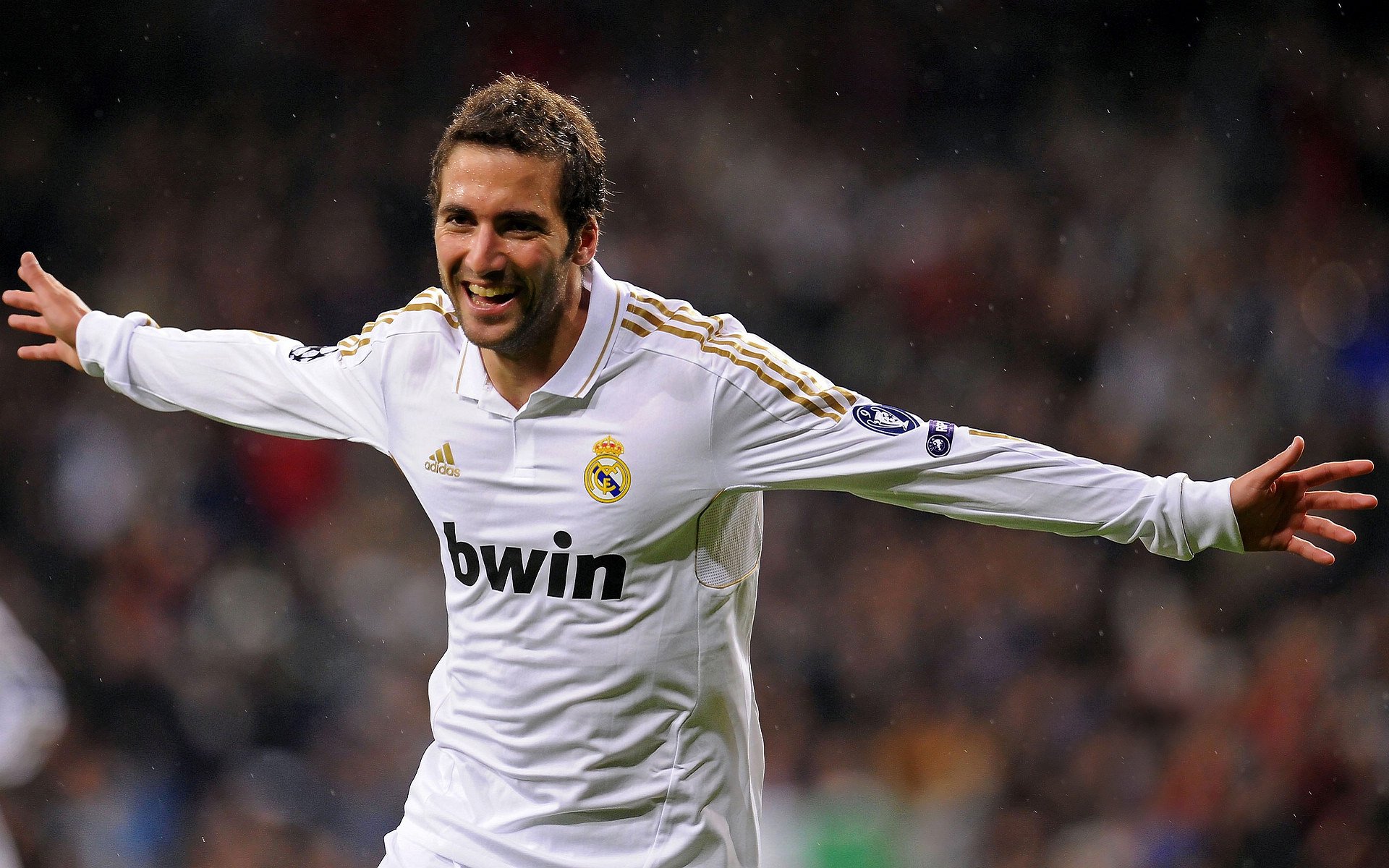 “意甲冲刺阶段,追逐欧洲战场的“梦想希望””,意甲争4